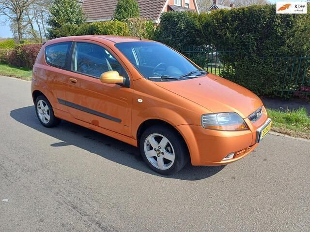 Oranje Gebruikt 2007 Chevrolet Kalos Hatchback | € 1.950 (Iets duurder) - Afbeelding 1/4