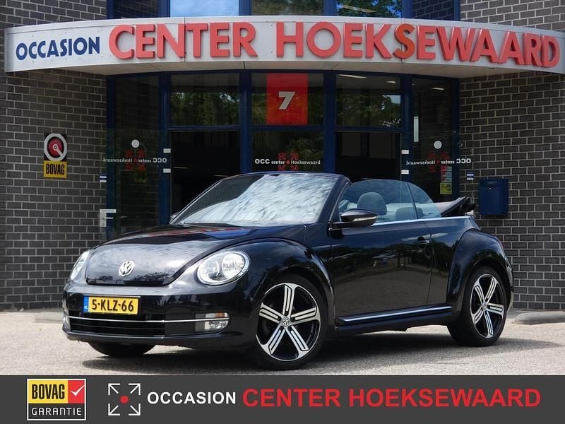 Zwart Gebruikt 2013 VW Beetle Design Cabriolet | € 14.885 (Eerlijke prijs) - Afbeelding 1/4