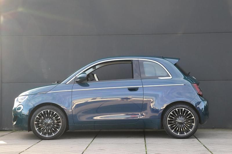 Occasion Fiat 500e La Prima 86 kW (118 PK) 2022 Groen Hatchback
