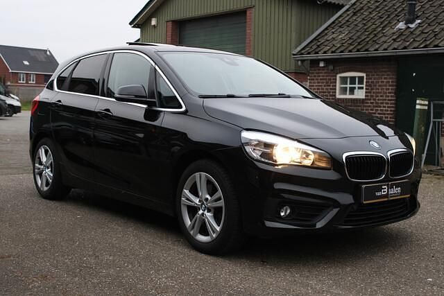 Occasion BMW 218 Executive 136 PK (100 kW) 2014 Zwart (metallic) Stationwagen