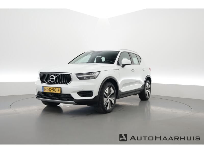 Wit Gebruikt 2021 Volvo XC40 Inscription SUV | € 29.750 (Goede deal) - Afbeelding 1/3