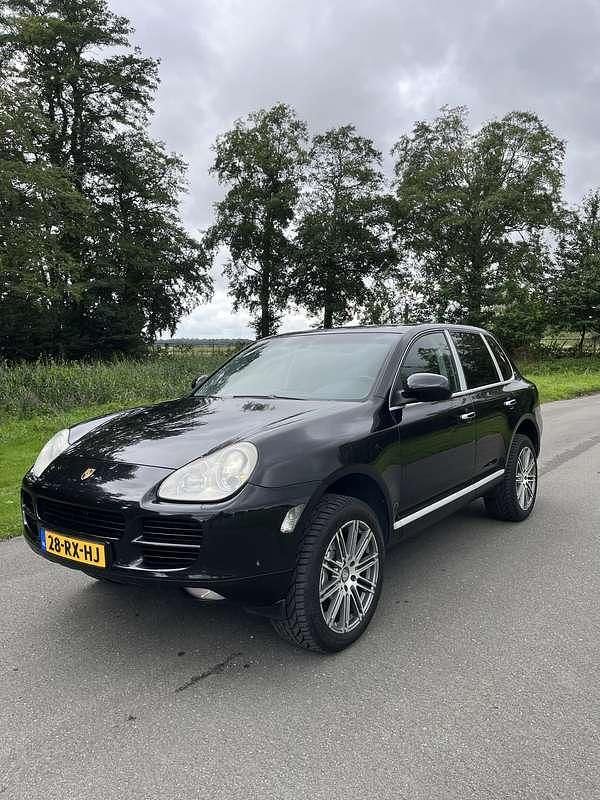 Zwart Gebruikt 2005 Porsche Cayenne SUV | € 5.500 (Eerlijke prijs) - Afbeelding 1/4