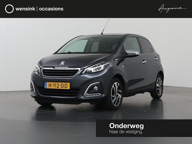 Grijs Gebruikt 2020 Peugeot 108 Allure Hatchback | € 10.935 (Eerlijke prijs) - Afbeelding 1/4