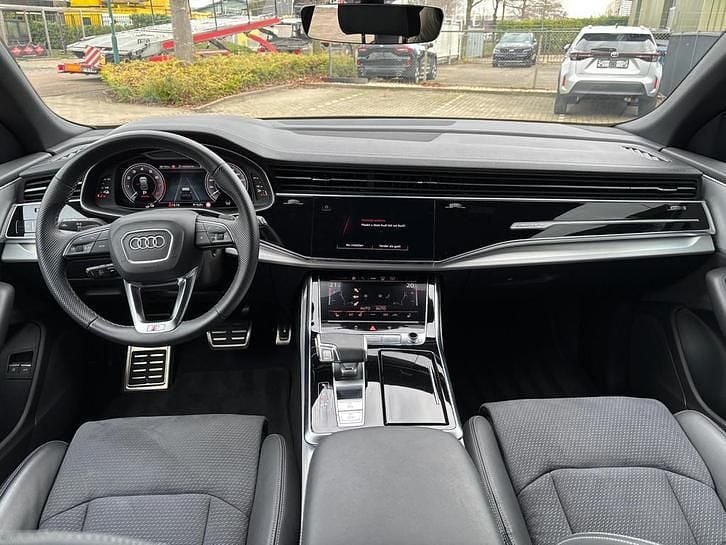 Occasion Audi Q8 Competition 462 PK (339 kW) 2024 Zwart (metallic) SUV