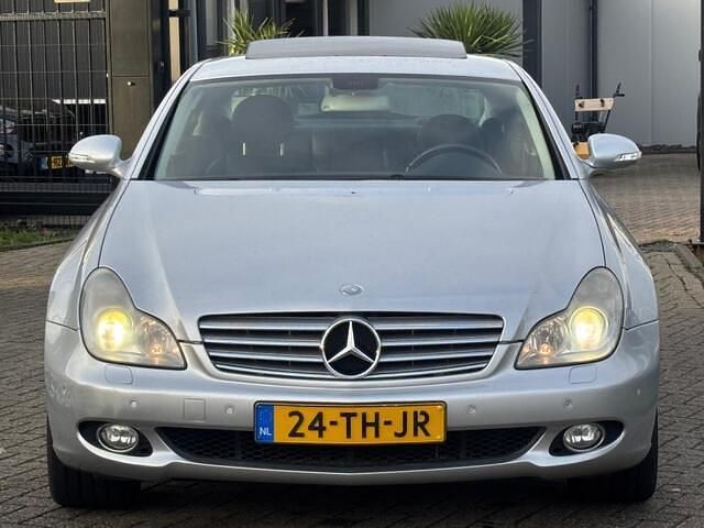 Occasion Mercedes CLS500 306 PK (225 kW) 2005 Grijs (metallic) Sedan