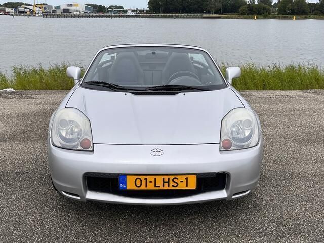 Occasion Toyota MR2 140 PK (102 kW) 2001 Grijs Cabriolet