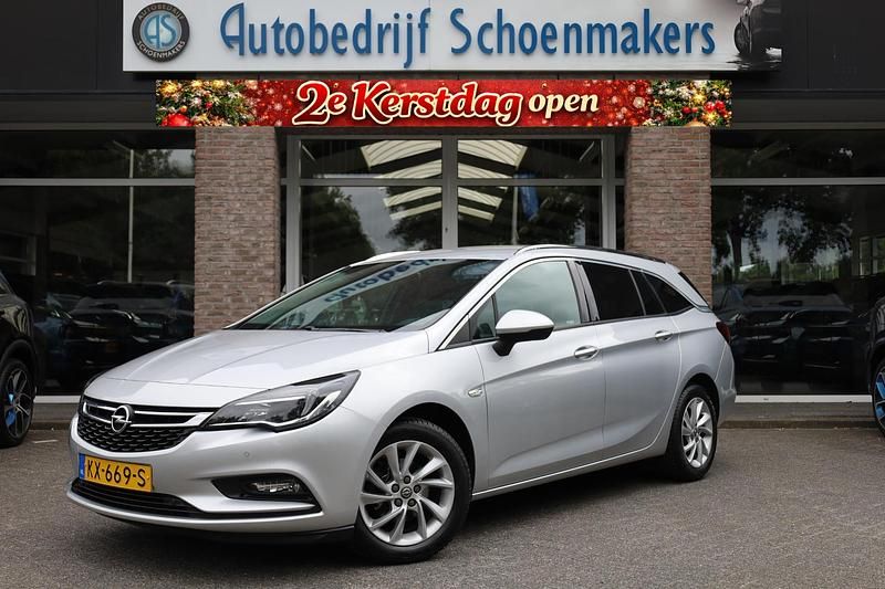 Grijs Gebruikt 2016 Opel Astra Innovation Stationwagen | € 12.440 (Iets duurder) - Afbeelding 1/4