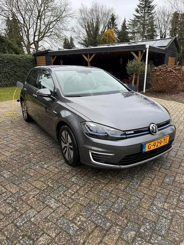 Occasion 2019 VW e-Golf Hatchback | € 12.450 (Goede deal) - Afbeelding 1/4