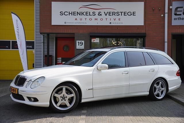 Wit Gebruikt 2004 Mercedes 320 AMG Stationwagen | € 9.395 (Eerlijke prijs) - Afbeelding 1/4