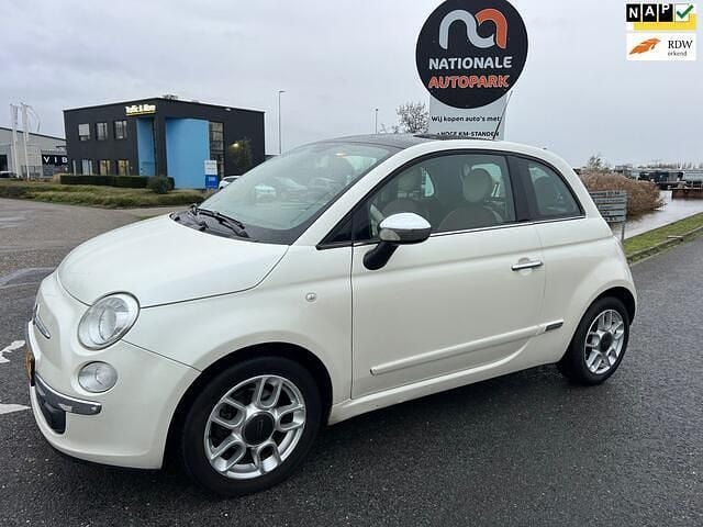 Beige Occasion 2011 Fiat 500 Lounge Hatchback | € 1.999 (Super prijs) - Afbeelding 1/4