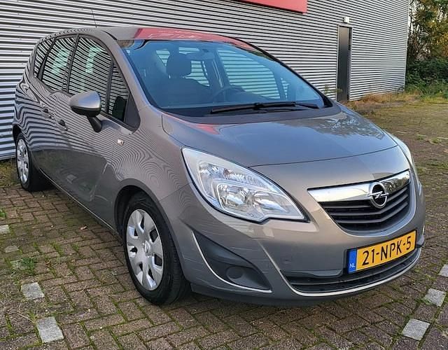 Occasion Opel Meriva Edition 2010 Bruin (metallic) MPV