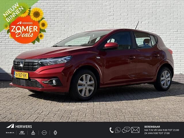 Rood Gebruikt 2021 Dacia Sandero Comfort Hatchback | € 11.435 (Goede deal) - Afbeelding 1/4