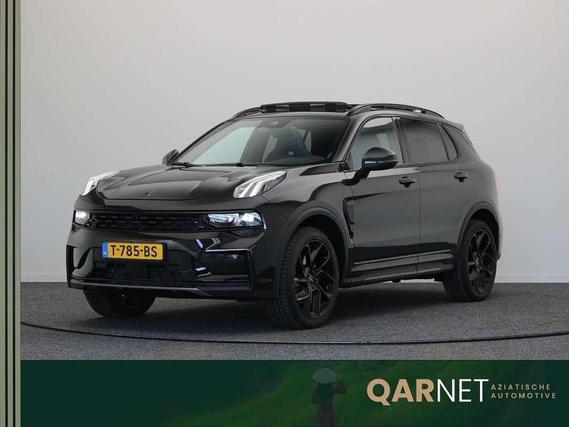 Zwart Gebruikt 2023 Lynk & Co 01 SUV | € 26.945 (Eerlijke prijs) - Afbeelding 1/3