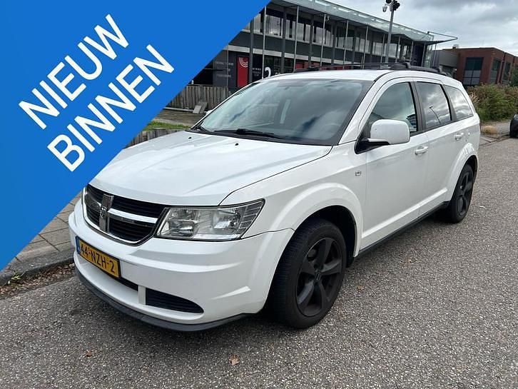 Gebruikt 2011 Dodge Journey SE SUV | € 3.950 - Afbeelding 1/4