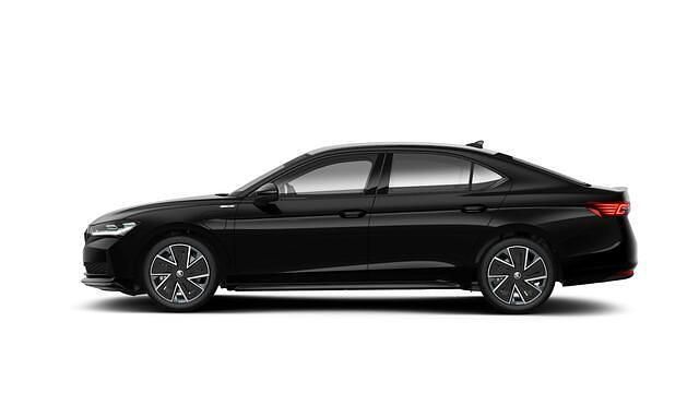 Nieuw Skoda Superb Business Line 204 PK (150 kW) 2025 Zwart Hatchback