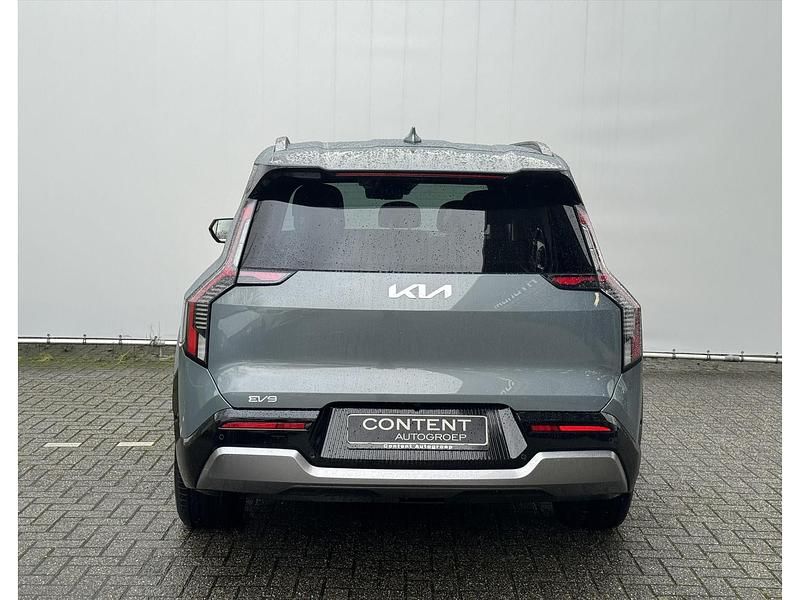 Occasion Kia EV9 Air 150 kW (204 PK) 2023 Iceberg green (groen metallic) SUV