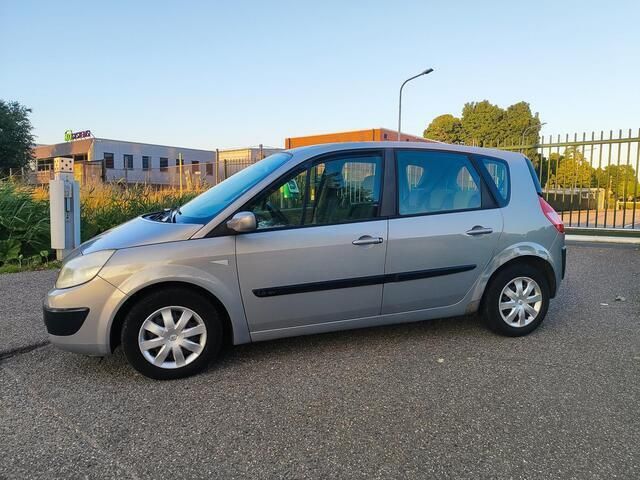 Occasion Renault Scénic II Expression 113 PK (83 kW) 2004 Beige MPV