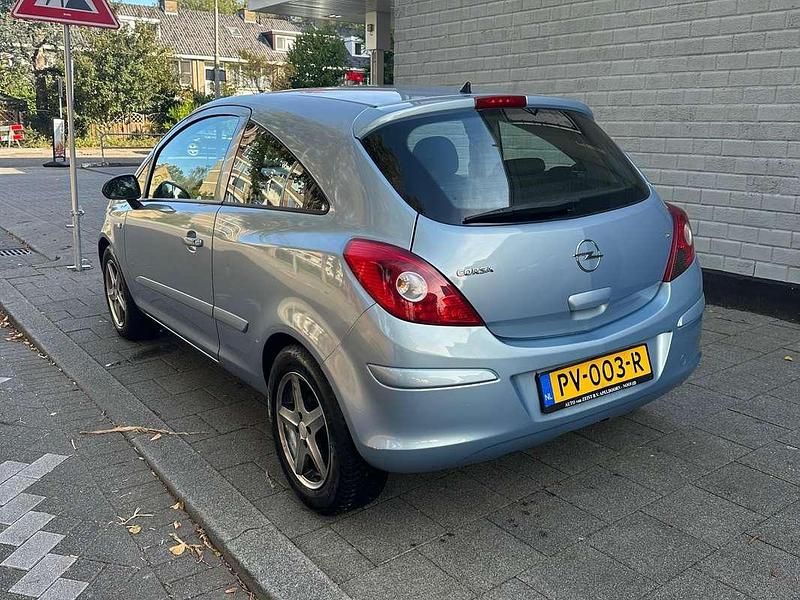 Occasion Opel Corsa Essentia 80 PK (58 kW) 2007 Blauw MPV