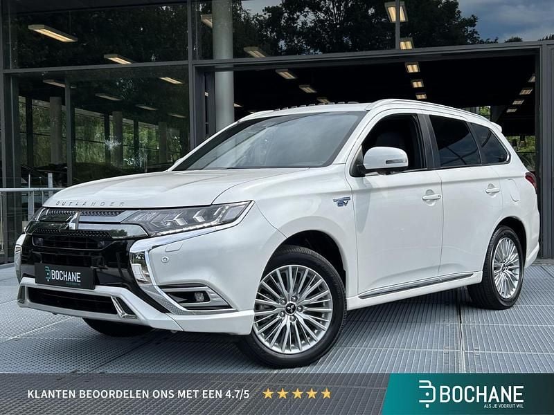 Wit Gebruikt 2019 Mitsubishi Outlander P-HEV Edition SUV | € 25.445 (Eerlijke prijs) - Afbeelding 1/4
