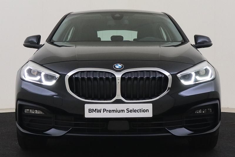 Occasion BMW 120 179 PK (131 kW) 2021 Saphirschwarz Hatchback