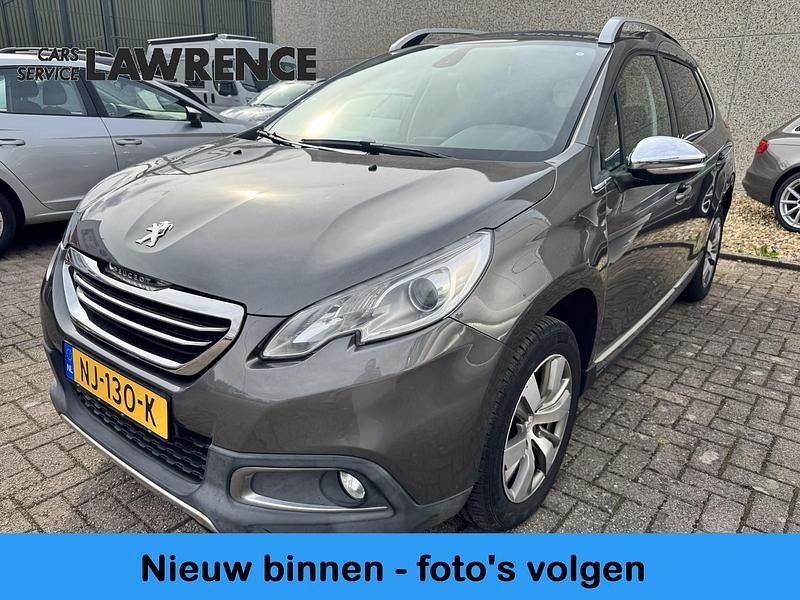 Grijs Gebruikt 2013 Peugeot 2008 Allure SUV | € 6.949 (Eerlijke prijs) - Afbeelding 1/3