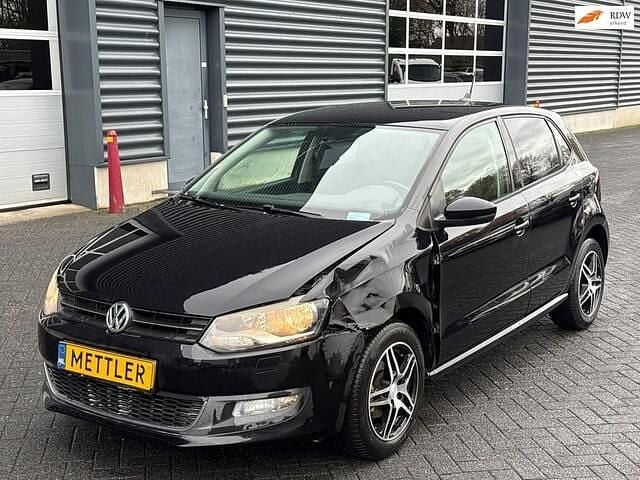 Zwart Gebruikt 2009 VW Polo Trendline Hatchback | € 3.450 (Super prijs) - Afbeelding 1/4