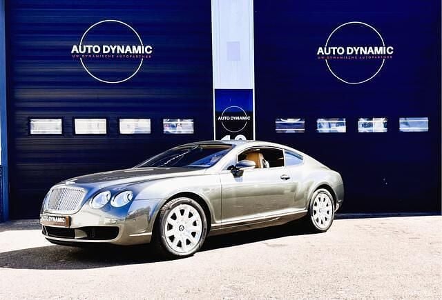 Grijs, metallic lak Gebruikt 2006 Bentley Continental GT Coupé | € 41.750 (Eerlijke prijs) - Afbeelding 1/4