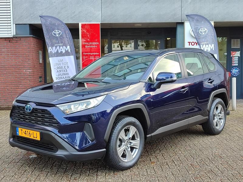 Blauw Gebruikt 2023 Toyota RAV4 Business Edition SUV | € 34.900 (Super prijs) - Afbeelding 1/4