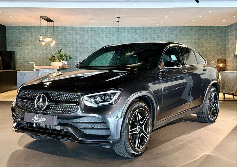 Grijs Gebruikt 2020 Mercedes GLC200 AMG SUV | € 39.950 (Goede deal) - Afbeelding 1/4