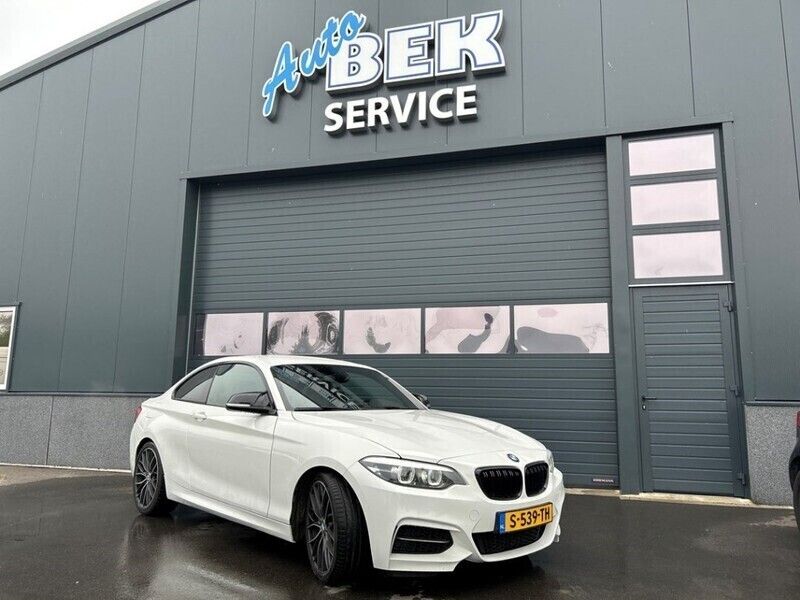 Wit Gebruikt 2017 BMW M240 M Sport Coupé | € 29.500 (Goede deal) - Afbeelding 1/4