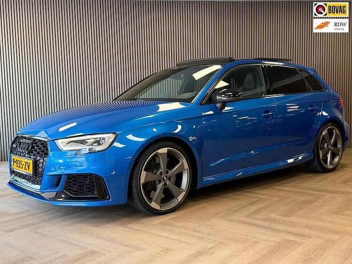 Blauw Gebruikt 2020 Audi RS3 Sedan | € 41.500 (Super prijs) - Afbeelding 1/4