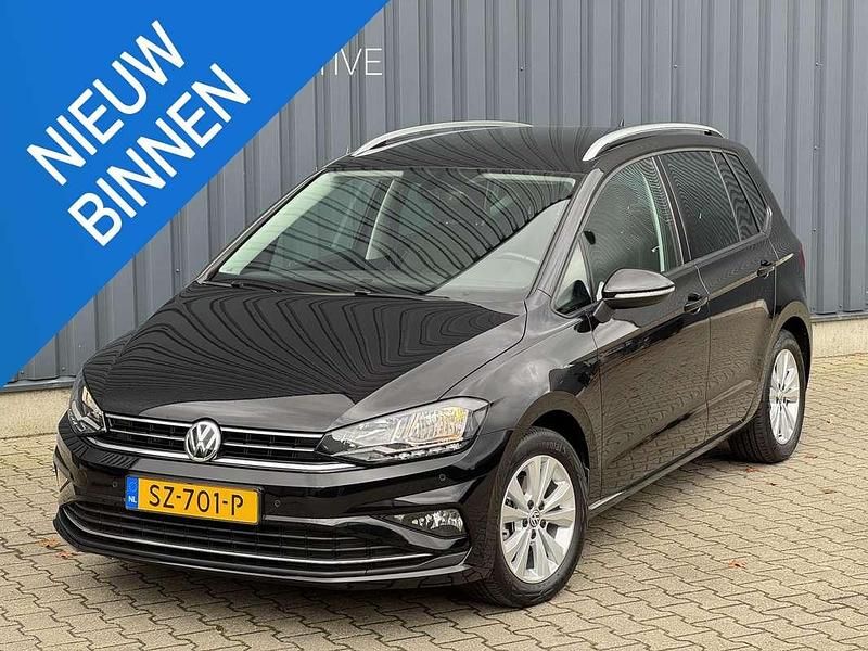 Zwart Gebruikt 2018 VW Golf Sportsvan Comfortline MPV | € 17.949 (Eerlijke prijs) - Afbeelding 1/4
