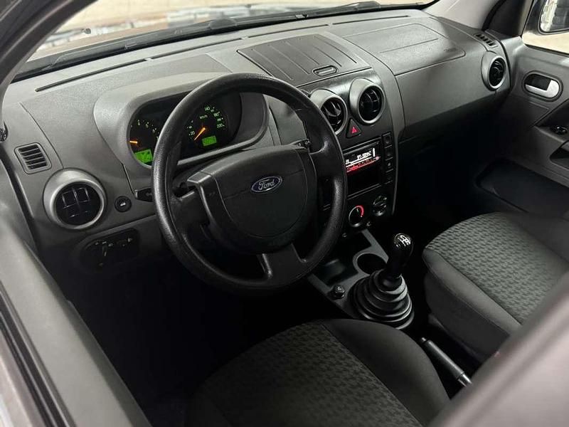 Occasion Ford Fusion Trend 101 PK (74 kW) 2003 Grijs MPV