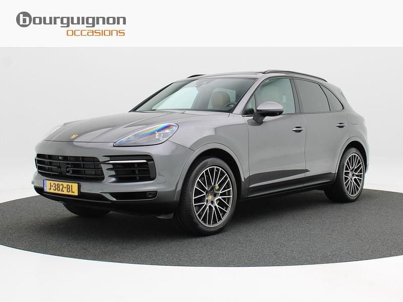 Grijs Gebruikt 2020 Porsche Cayenne SUV | € 72.500 (Goede deal) - Afbeelding 1/4