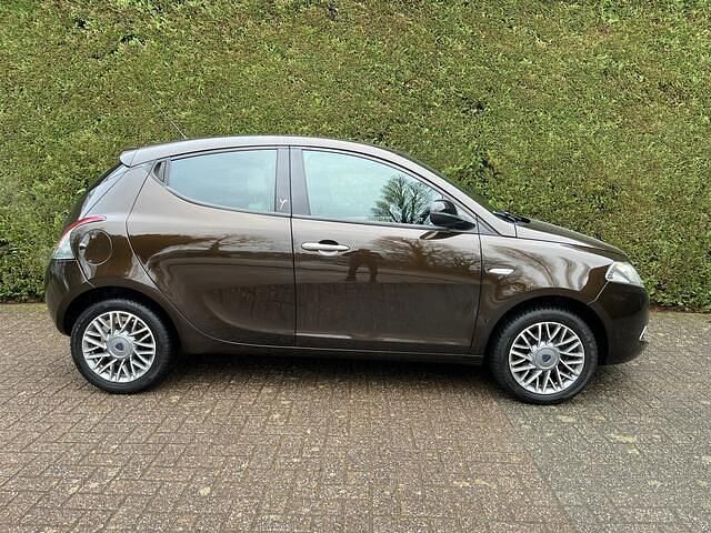 Occasion Lancia Ypsilon Gold 86 PK (63 kW) 2013 Bruin Hatchback
