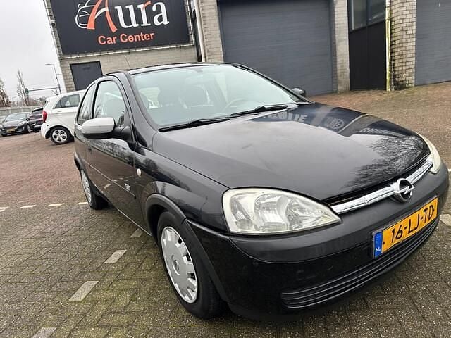 Zwart Occasion 2003 Opel Corsa Njoy Hatchback | € 850 (Goede deal) - Afbeelding 1/4