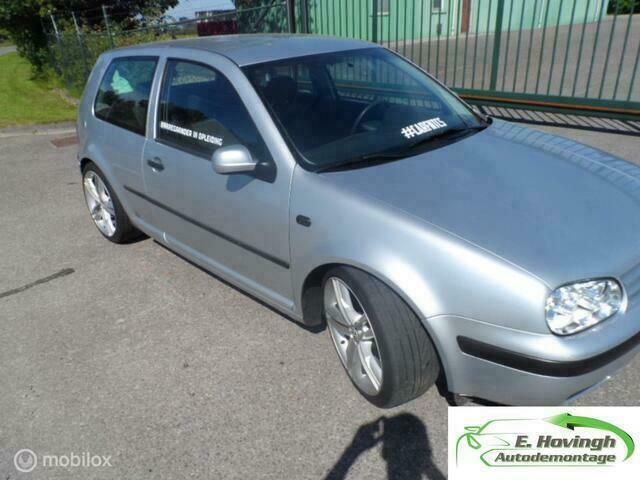 Grijs Gebruikt 2001 VW Golf IV Hatchback | € 1.250 (Iets duurder) - Afbeelding 1/4