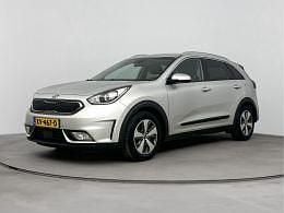 Grijs metallic Gebruikt 2017 Kia Niro SUV | € 16.945 (Goede deal) - Afbeelding 1/3