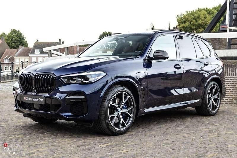 Blauw, metallic lak Gebruikt 2021 BMW X5 Comfort Edition SUV | € 73.995 (Duur) - Afbeelding 1/4
