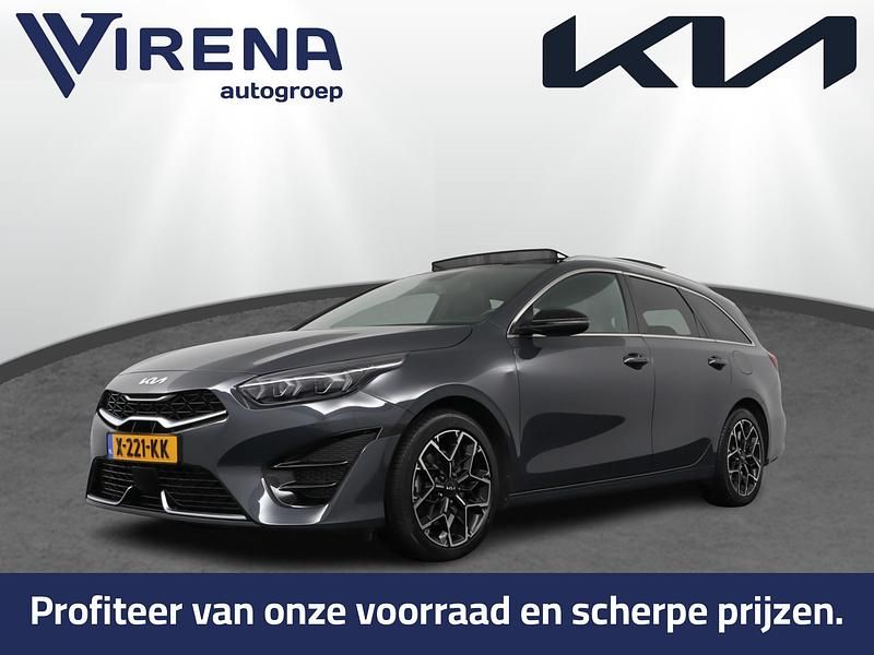 Grijs Occasion 2023 Kia Ceed GT-Line Hatchback | € 29.450 (Eerlijke prijs) - Afbeelding 1/3