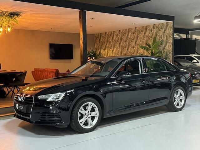 Occasion Audi A4 150 PK (110 kW) 2018 Zwart Sedan