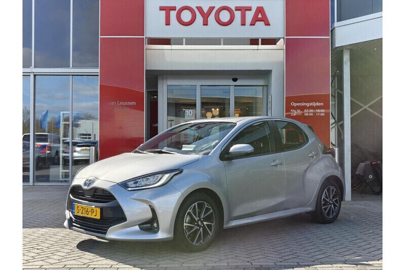 Gebruikt 2023 Toyota Yaris Hybrid | € 22.539 (Super prijs) - Afbeelding 1/1