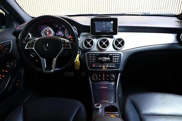 Occasion Mercedes GLA250 Ambition 211 PK (155 kW) 2015 Wit SUV