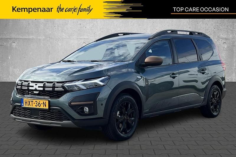 Groen Gebruikt 2024 Dacia Jogger Extreme MPV | € 26.950 (Eerlijke prijs) - Afbeelding 1/4