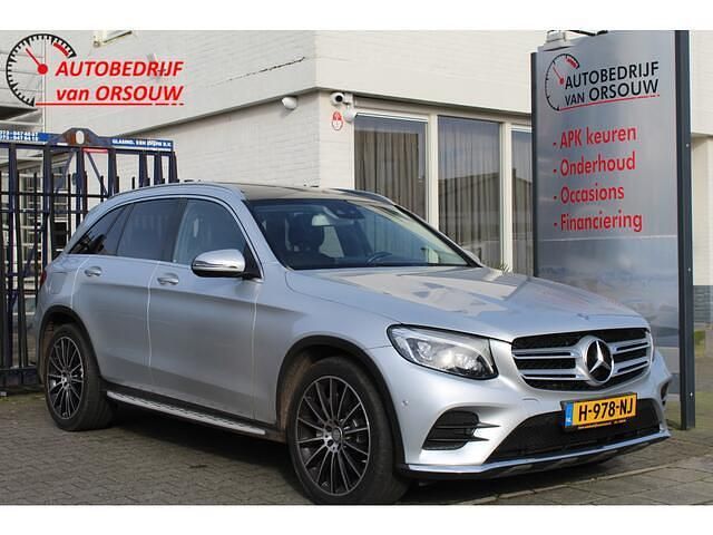 Grijs Occasion 2015 Mercedes GLC250 AMG SUV | € 25.950 (Duur) - Afbeelding 1/4