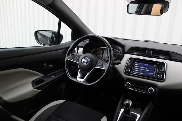 Occasion Nissan Micra N-Connecta 90 PK (66 kW) 2019 Grijs (metallic) Hatchback