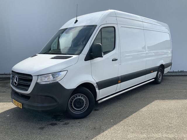 Wit Gebruikt 2019 Mercedes Sprinter Van | € 24.500 (Iets duurder) - Afbeelding 1/4