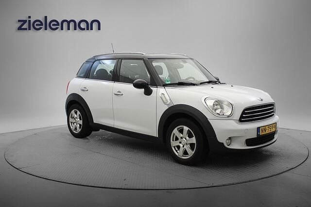 Wit Gebruikt 2011 Mini Cooper Countryman Salt SUV | € 6.345 (Eerlijke prijs) - Afbeelding 1/4