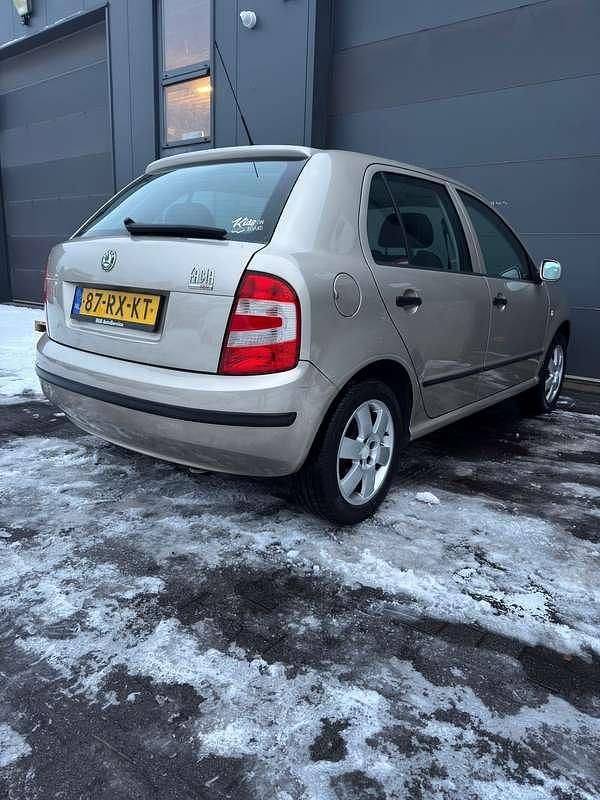 Occasion Skoda Fabia 101 PK (74 kW) 2005 Beige Sedan