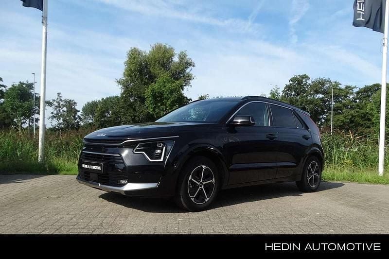 Zwart Gebruikt 2024 Kia Niro SUV | € 33.945 (Super prijs) - Afbeelding 1/3